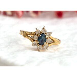 Blue Faux Sapphire Gemstone Gold Toned Costume Jewelry Vintage Ring - sz 11.25